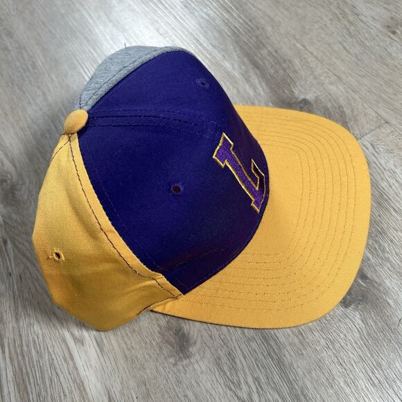 Vintage Starter Los Angeles Lakers‎ Hat Letterman Snapback NBA Purple Yellow Cap - Picture 8 of 8